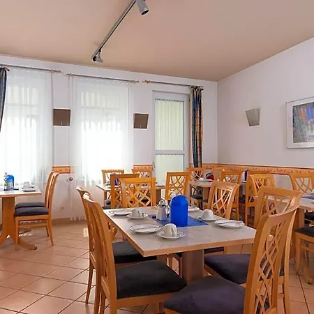 Hotel Zum Waldhorn 3*