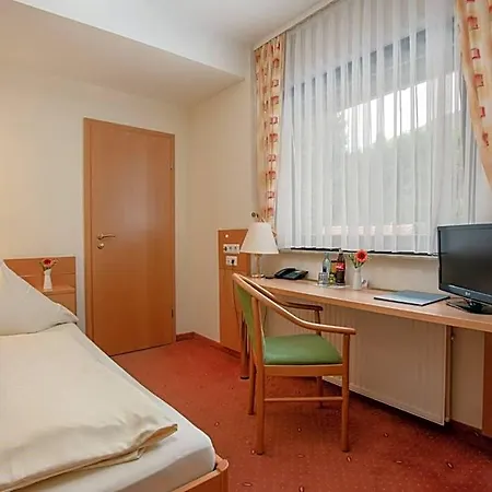 Zum Waldhorn 3*