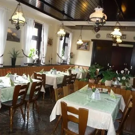Zum Waldhorn Hotel